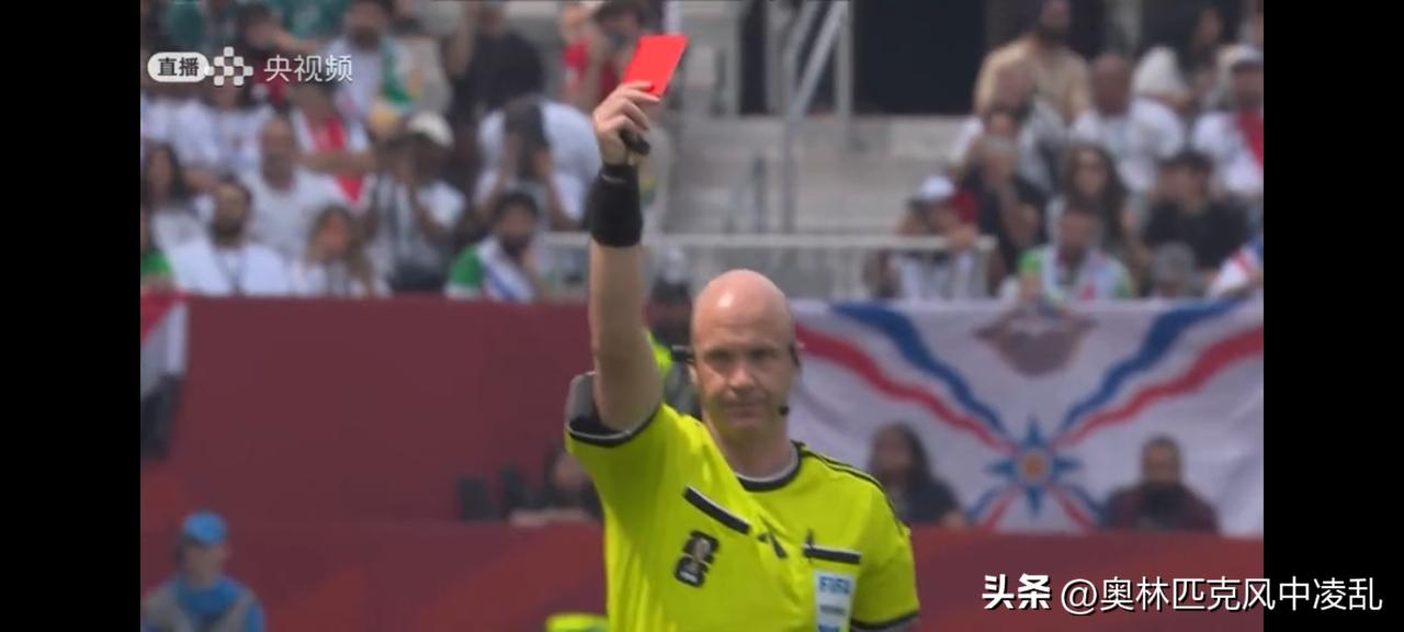 伊拉克队遭屠戮，非洲雄狮再压韩国一头



5:0塞内加尔击败伊拉克，小组积三分