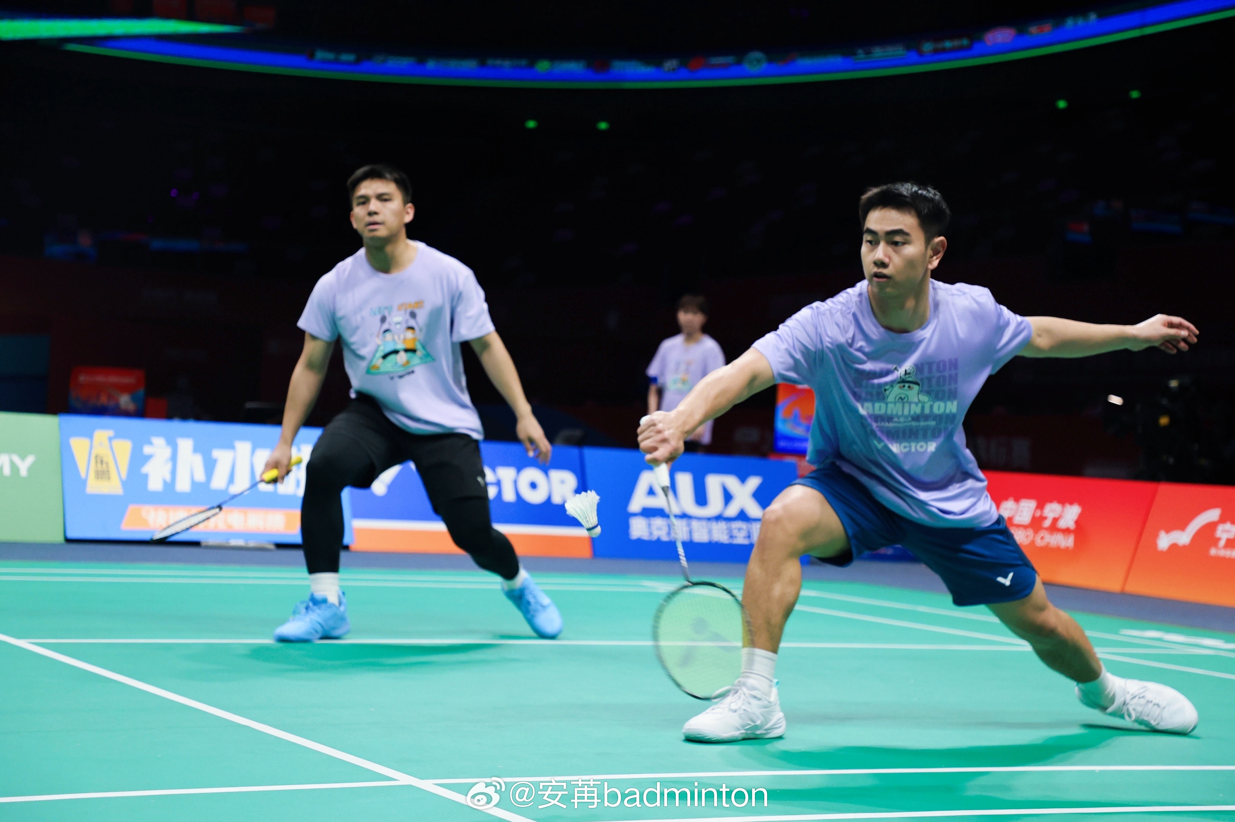 威克多球星赛前适应场地训练📸亚羽争雄胜利在握2026年羽毛球亚锦赛