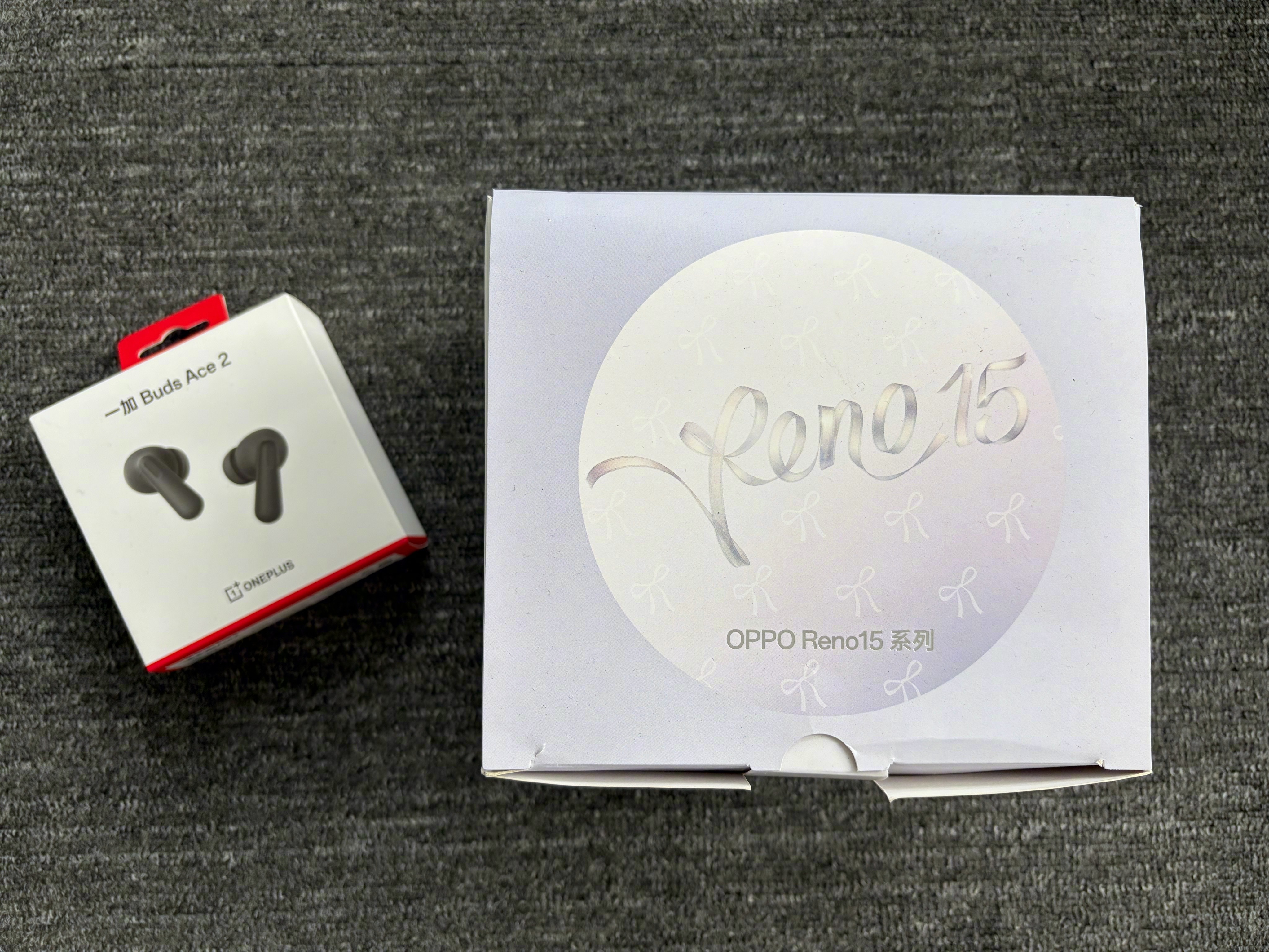 厂商送的周边，随意评论抽1位送出一套。    抽奖详情