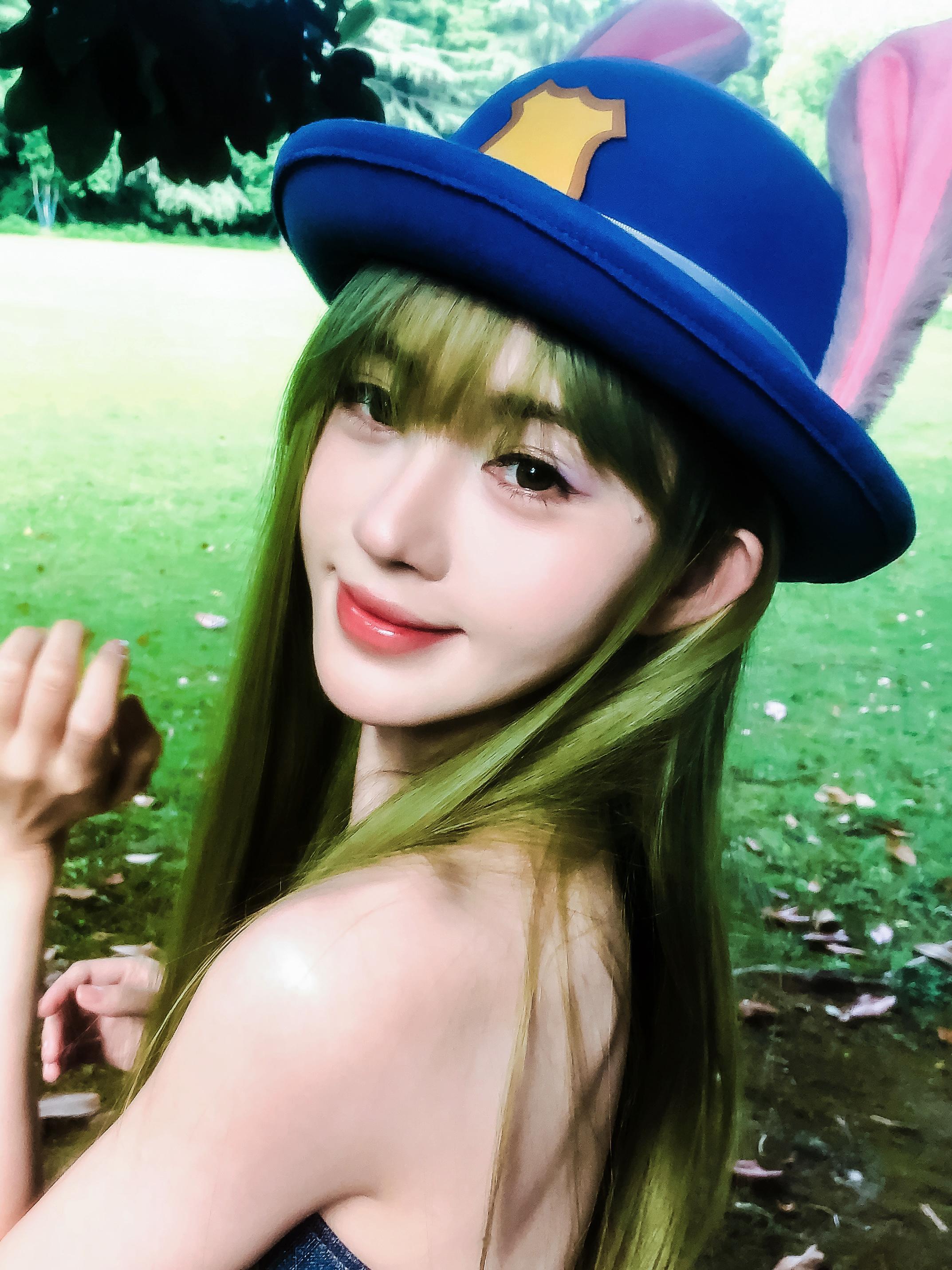 兔子警官*🐰🍃鞠婧祎