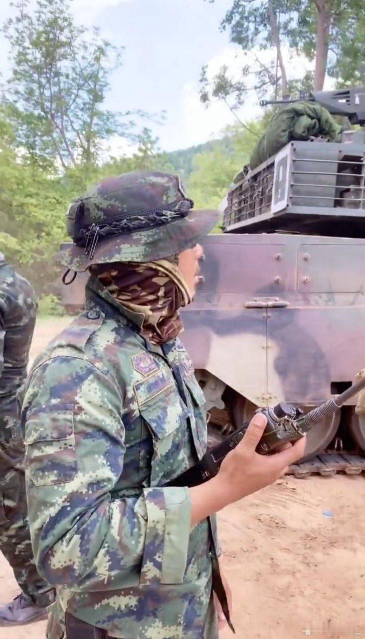 泰军的VT-4主战坦克今天首次出现在泰柬边境地区泰国柬埔寨在边境交火 ​​​