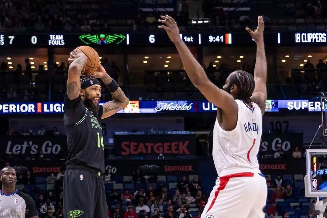 快船战胜鹈鹕  nba  NBA常规赛，快船116-113险胜鹈鹕。这场比赛快船