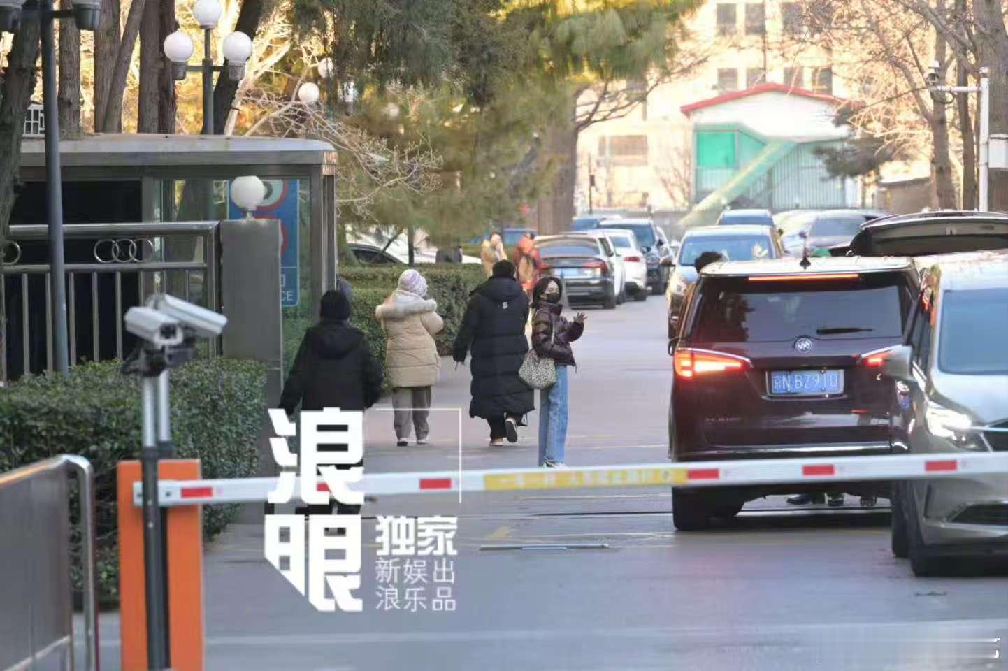 刘惜君蛇年春晚联排  春晚的钟声即将敲响，刘惜君的歌声已经做好准备。二次联排，热