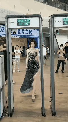 窈窕淑女，不会有不测之举吧。