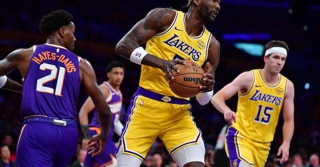 这两人之所以搭，关键在于里弗斯无球厉害，东契奇+里弗斯可以1+1＞2，但其他组合