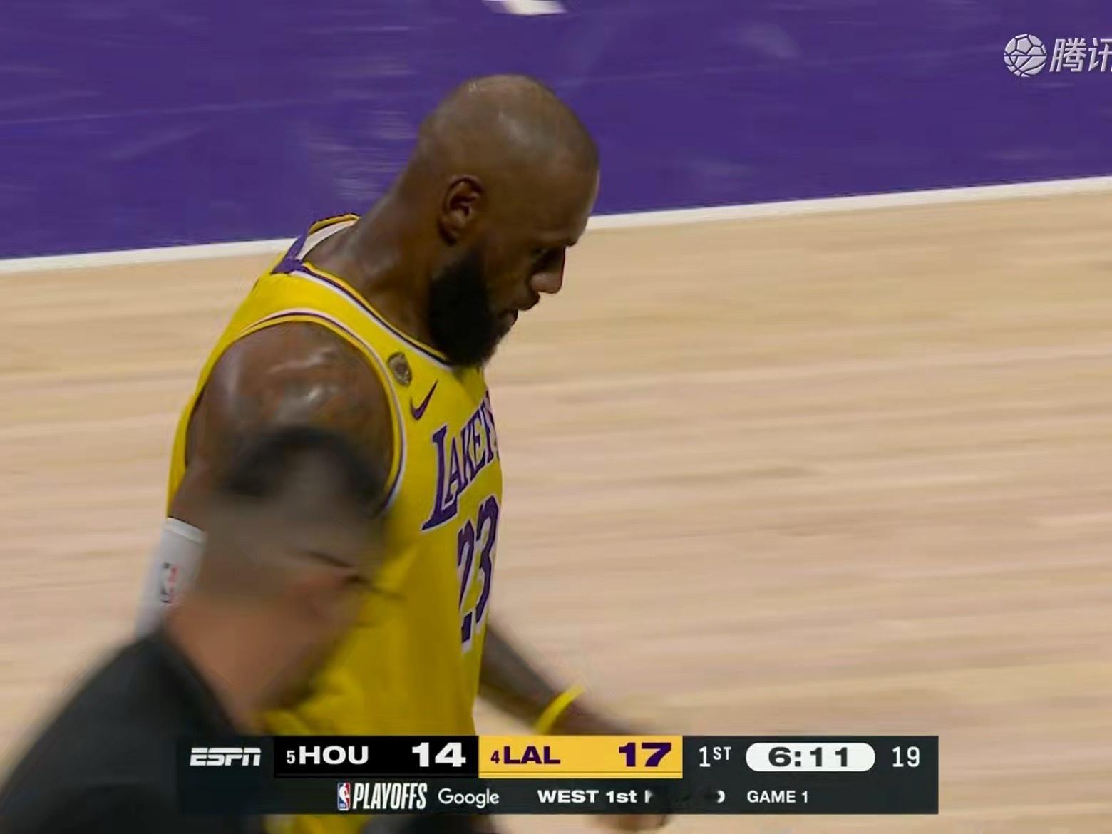 湖人17-14领先火箭！打得不错火箭vs湖人