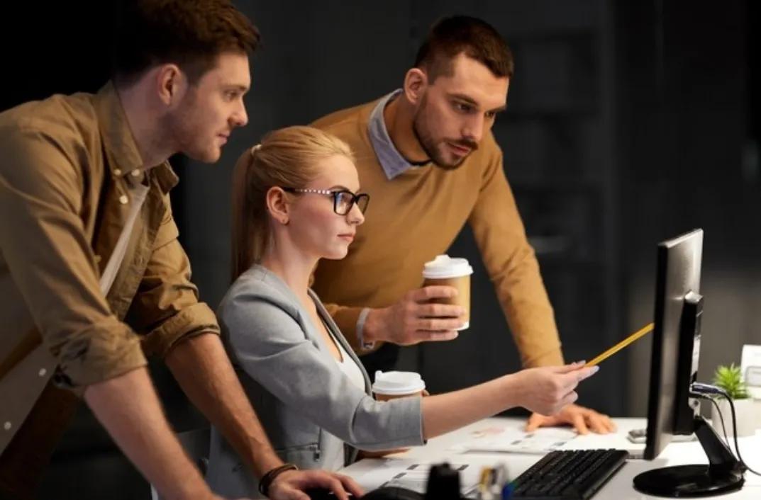 #秋日生活打卡季#中国刑事警察学院在不同的排名体系中位置有所不同：
 
[心]1