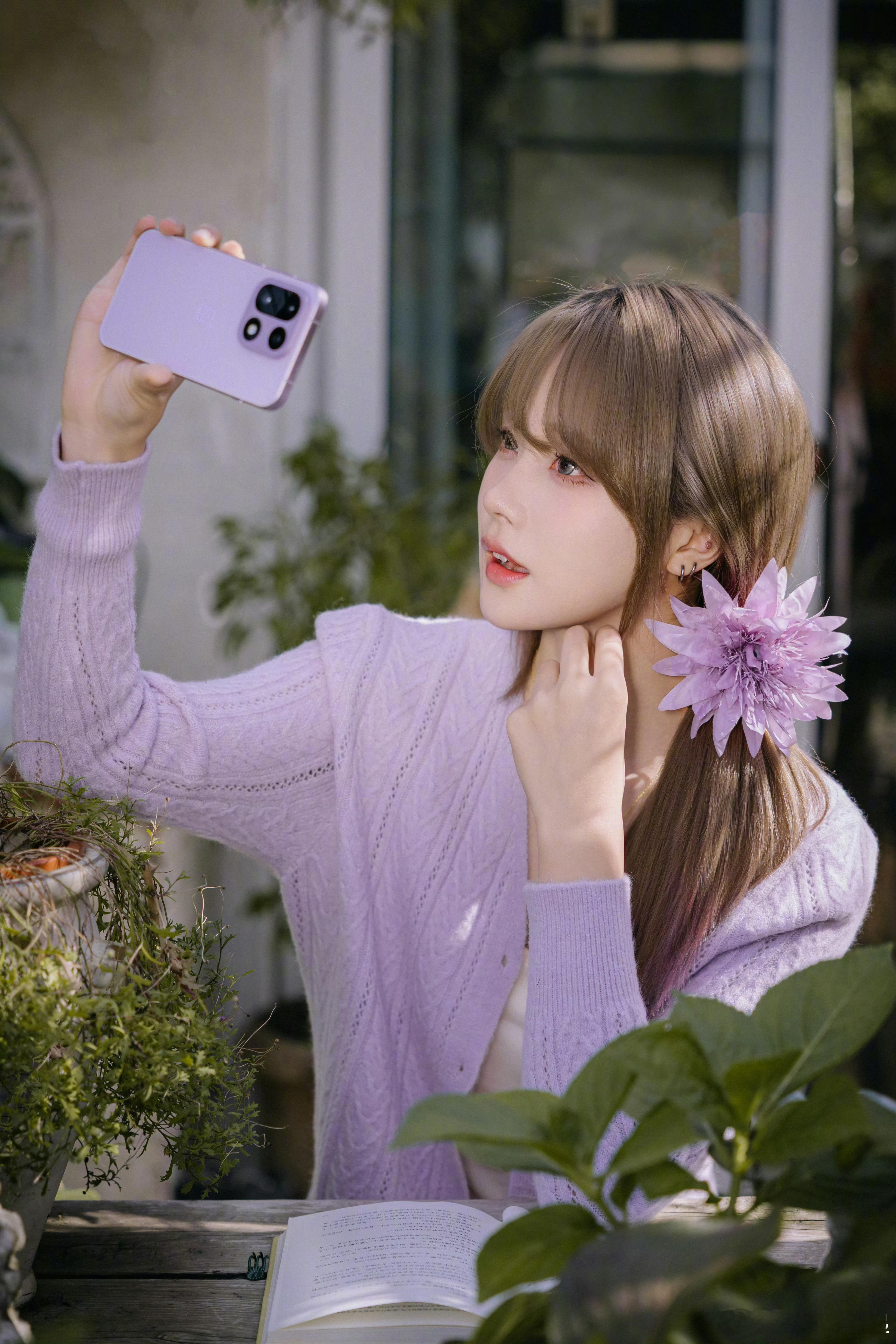 一加15「雾光紫」，真的好看呢，很适合小姐姐用[酷][照相机]: ​​​