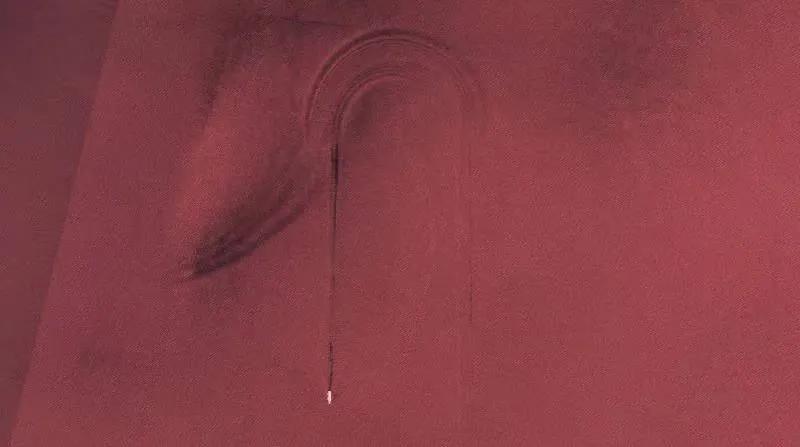 卫星在东海，拍到“福建”舰高速转向，半径3.4公里。

“福建”舰的两次紧急转弯