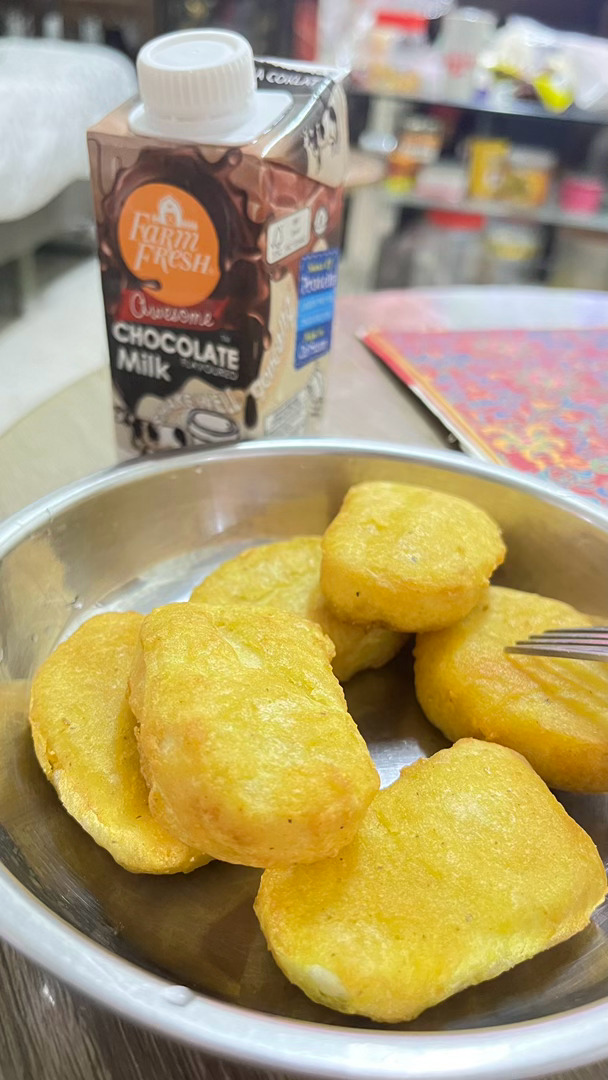 这个nugget 和巧克力水就是要看李亦非的。 