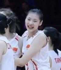 排名第一，“小赵蕊蕊”王奥芊真的太棒了！
       世联赛第一周，19岁王奥