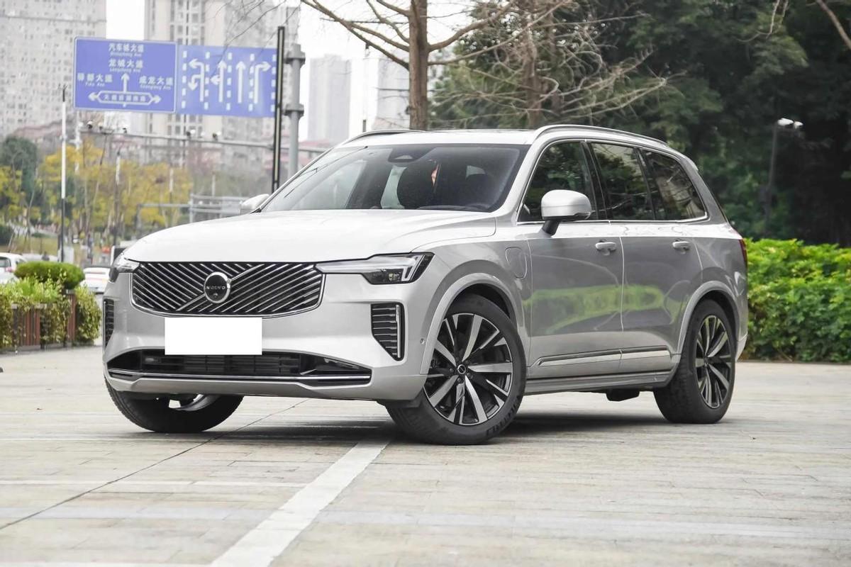 都是旗舰智能SUV，沃尔沃全新XC90和问界M9到底该选谁？

动力是买车的关键