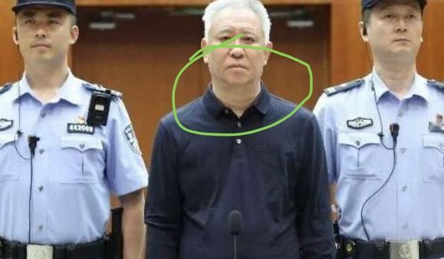据说这种嘴型，面相上证明大奸大恶。
