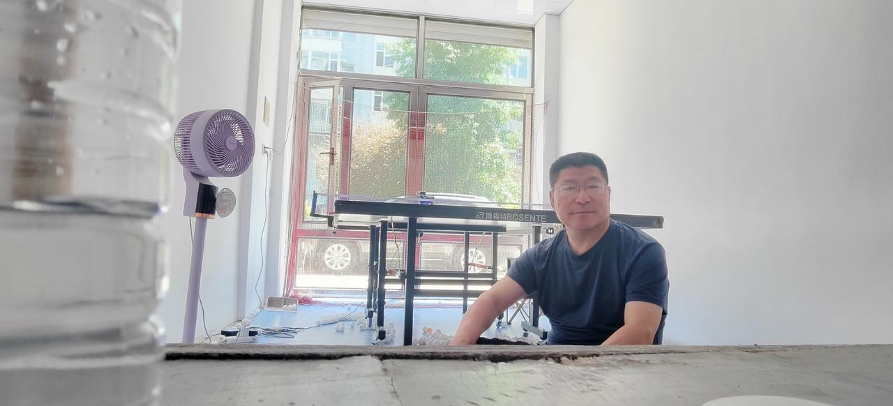 今天是“六一”儿童节我跟感慨，自己没有觉得怎么活，怎么一下子就到了老年，儿童的事