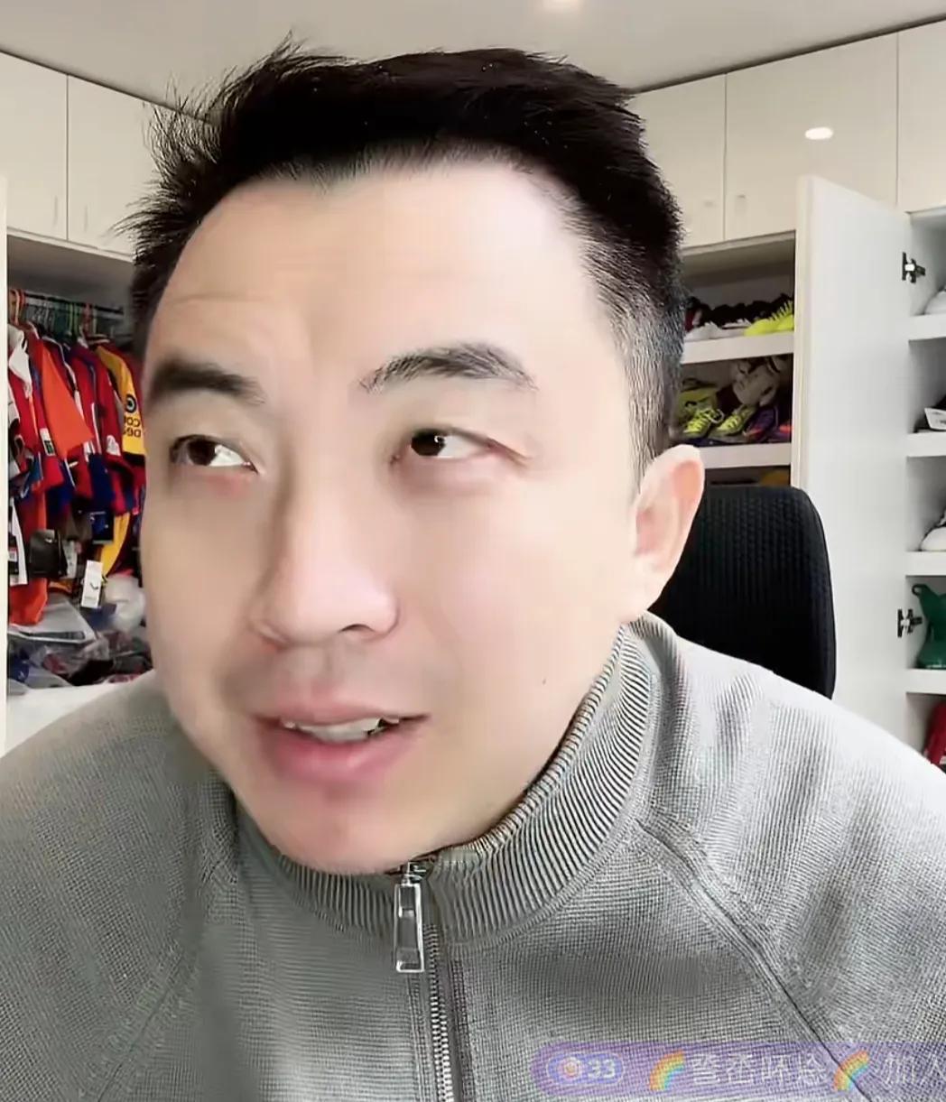 媒体人袁甲直言，上海申花在新赛季的中超联赛里不可能拿冠军了。
在近期足协的处罚情