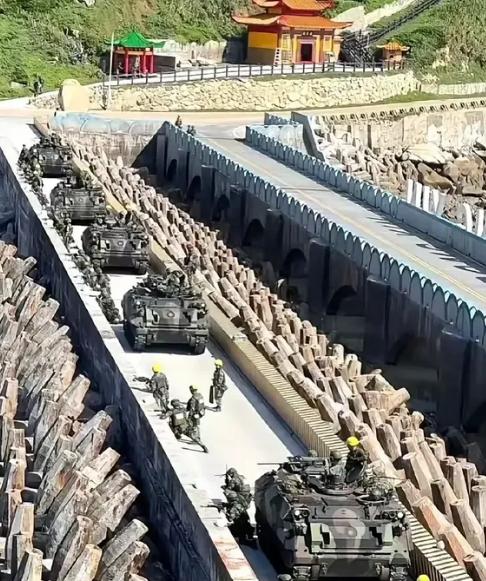 湾湾已经把沿海地区的防御工事修建好了，这引发了外界对两岸关系的新一轮关注。对于这