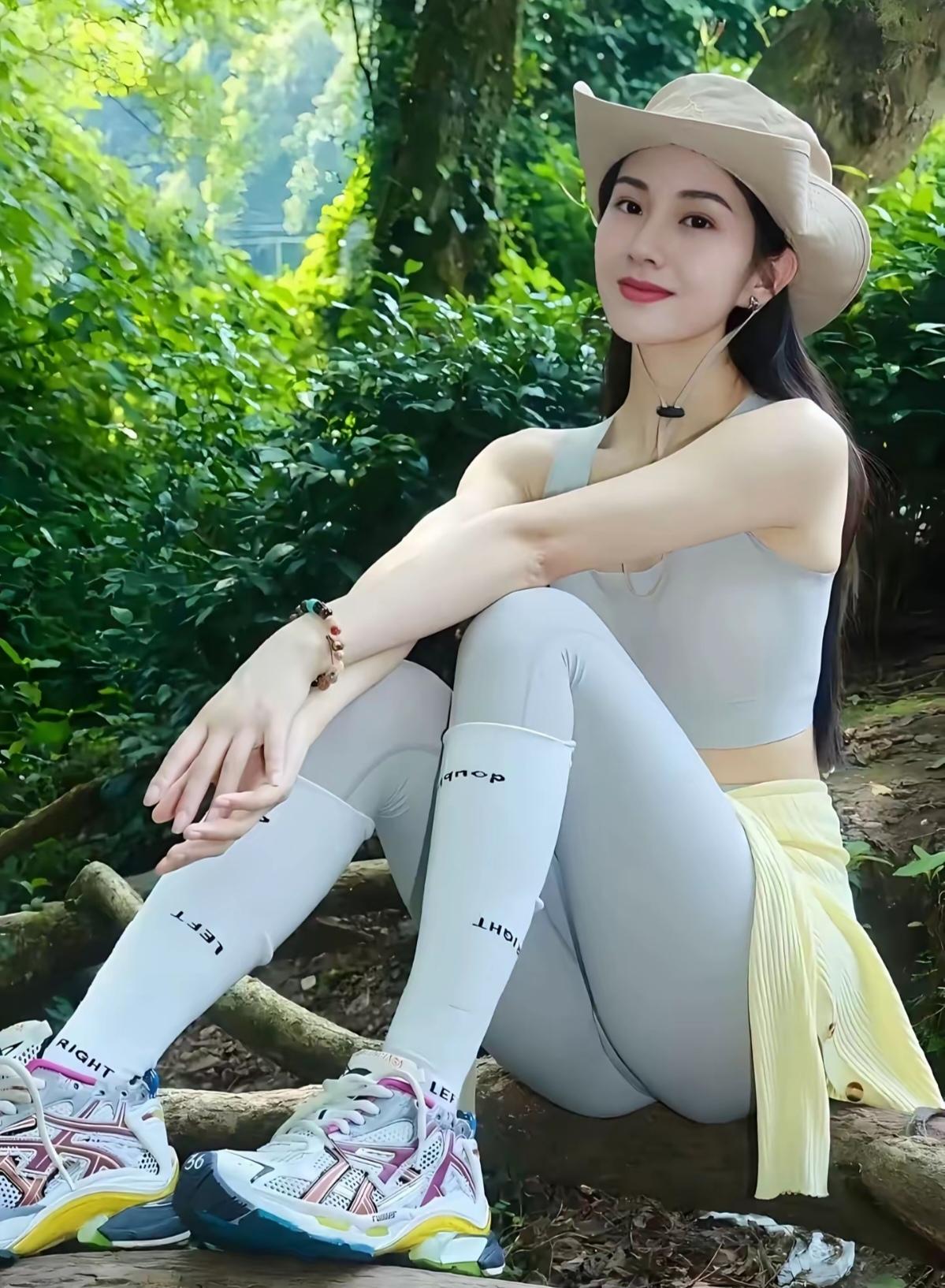 学其精华、剔除糟粕！

面对外来文化不要大惊小怪，我中华文明上下五千年，有什么文