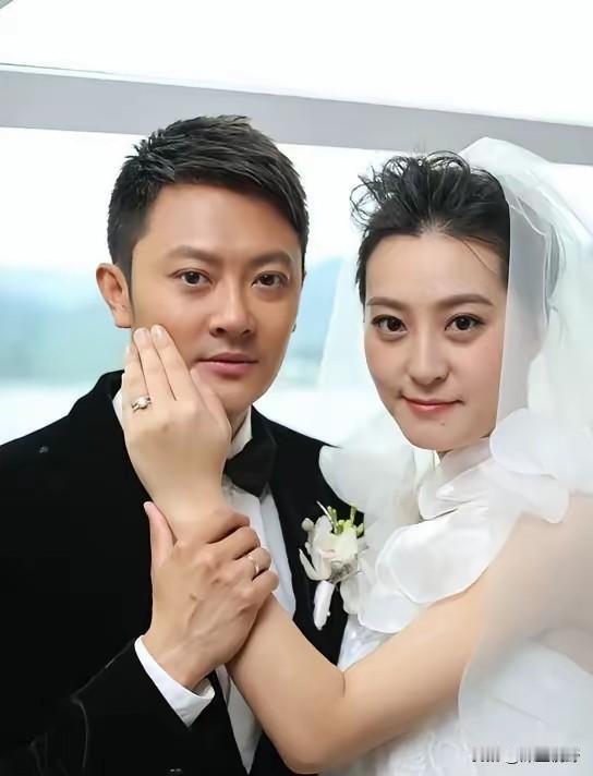 2015年，印小天花了400万元娶的老婆哈琳娜。直到孩子出生后，才发现自己的老婆