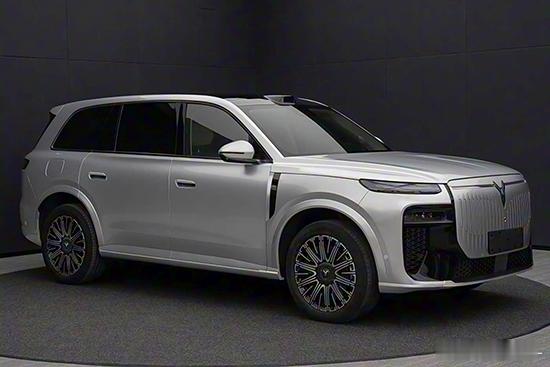 岚图泰山8要来了，计划上半年上市在旗舰车型“岚图泰山”刚刚凭借“26天交付500