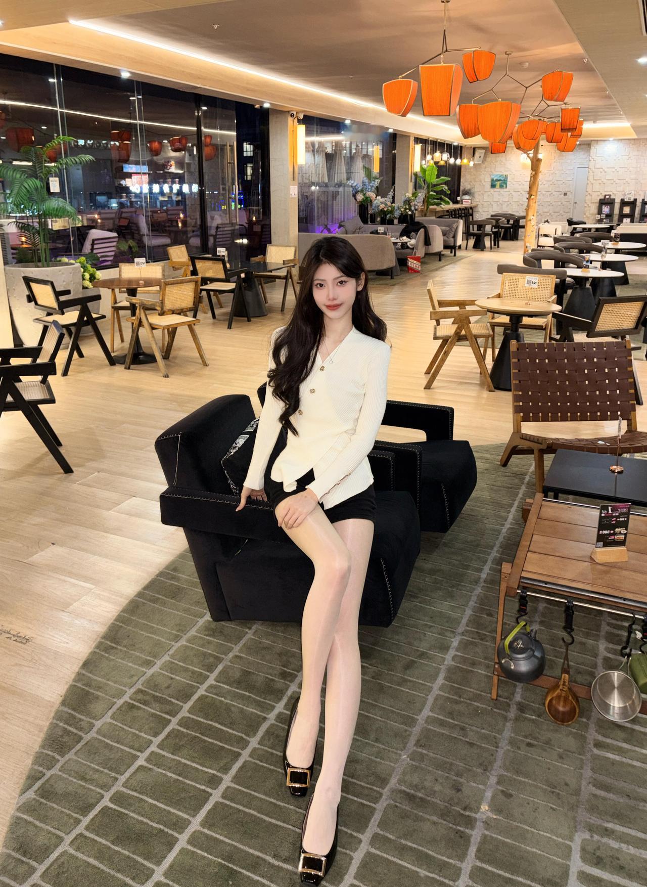 天冷加丝，好自然的砂色！好显白。