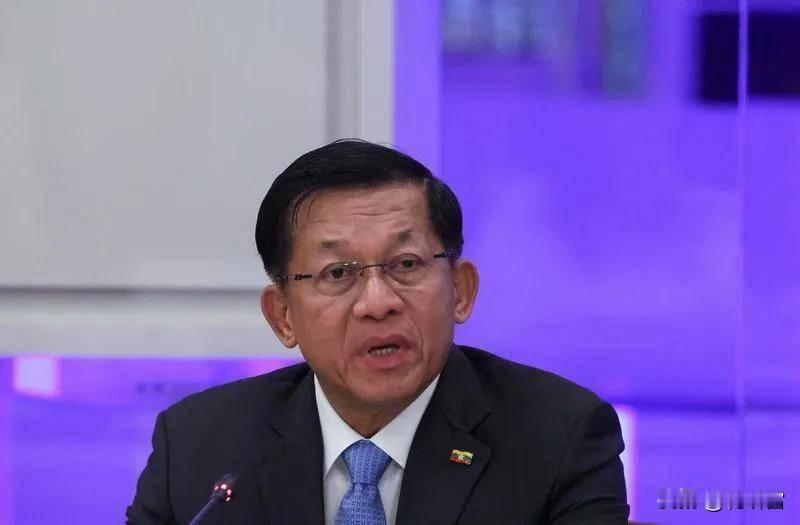 他想学昂山素季？敏昂莱是未免太过于自信了吧？他当上总统访问首站不选中俄而是选择印