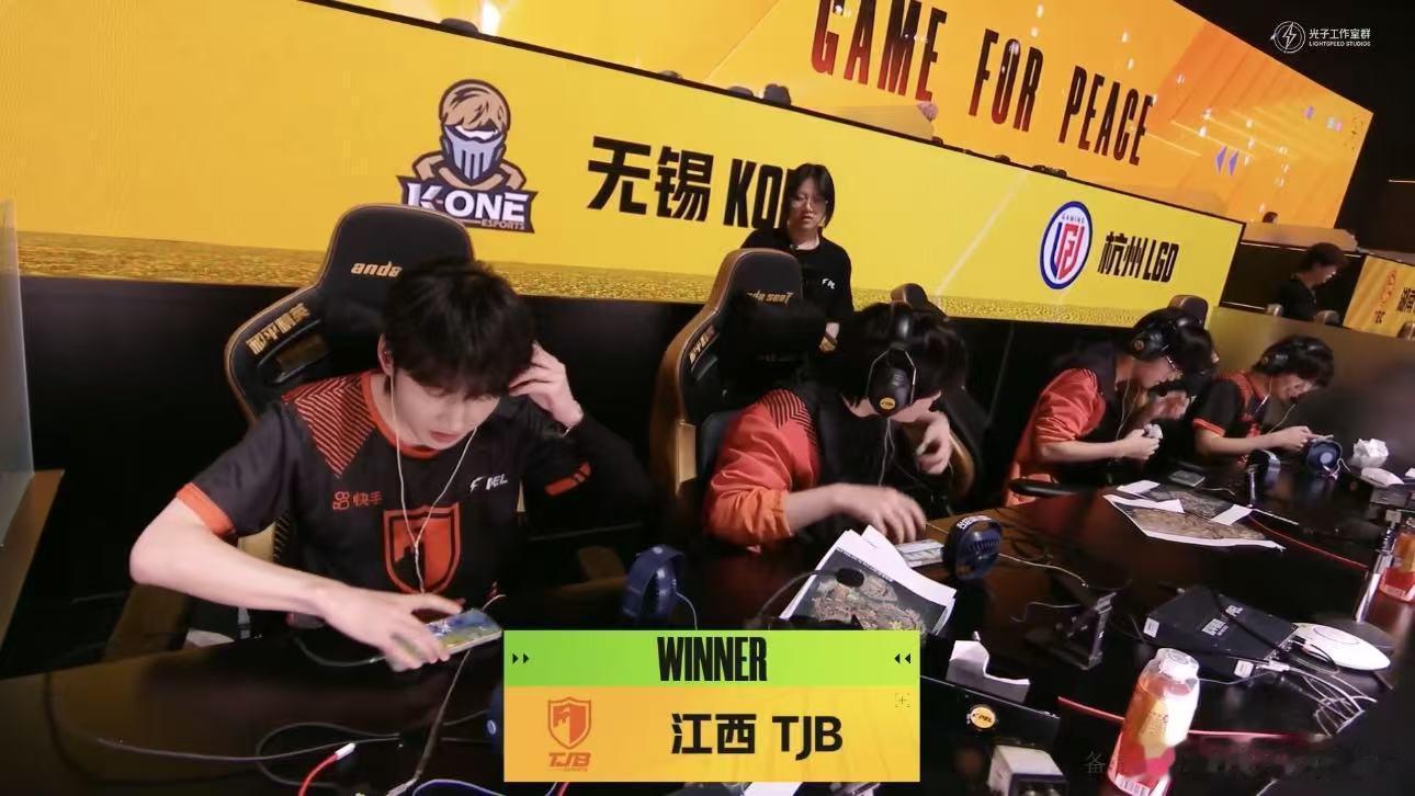 TJB周决二连鸡 TJB二连鸡，猛猛追分和平精英职业联赛