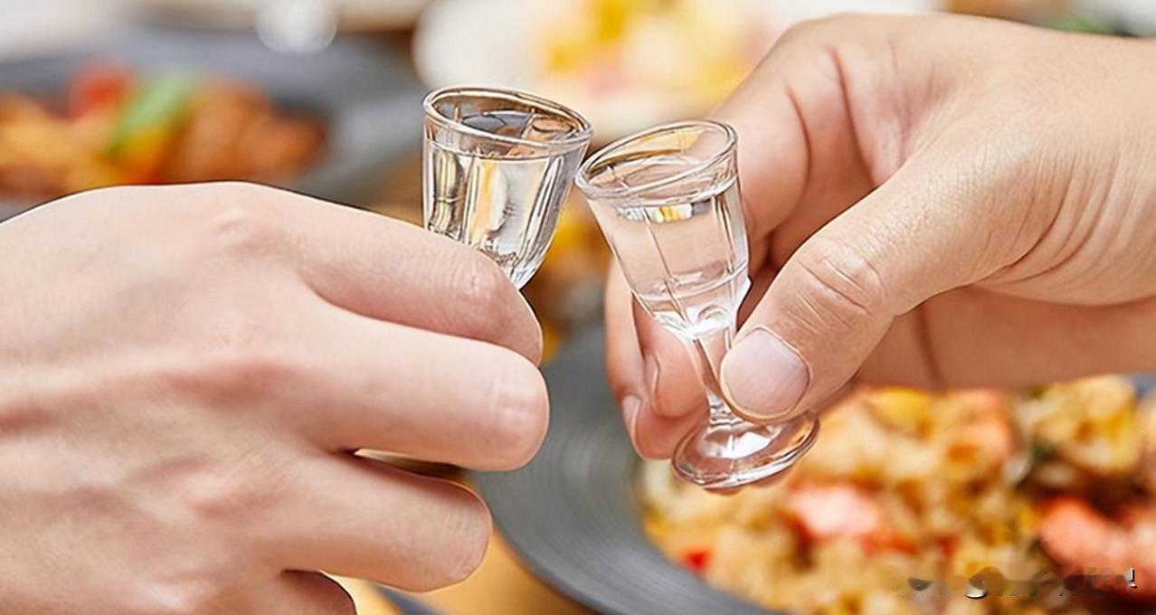 西医认为喝酒对健康无益，到底是喝还是不喝好？中医又是怎样认识的？
       