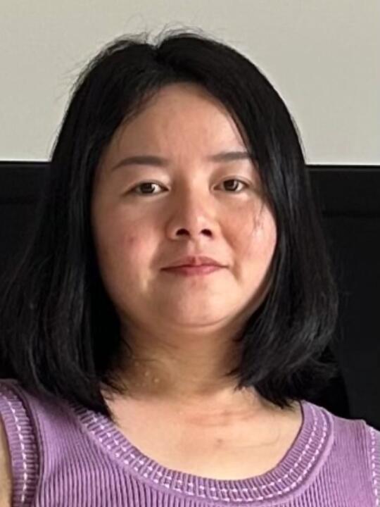 练背后直接换了张脸
