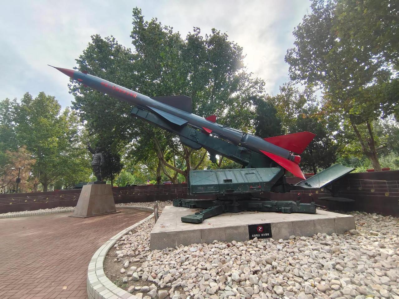 记录生活，国之重器 军事科技 热爱祖国 一起看飞机 ！平津战役纪念馆随拍！