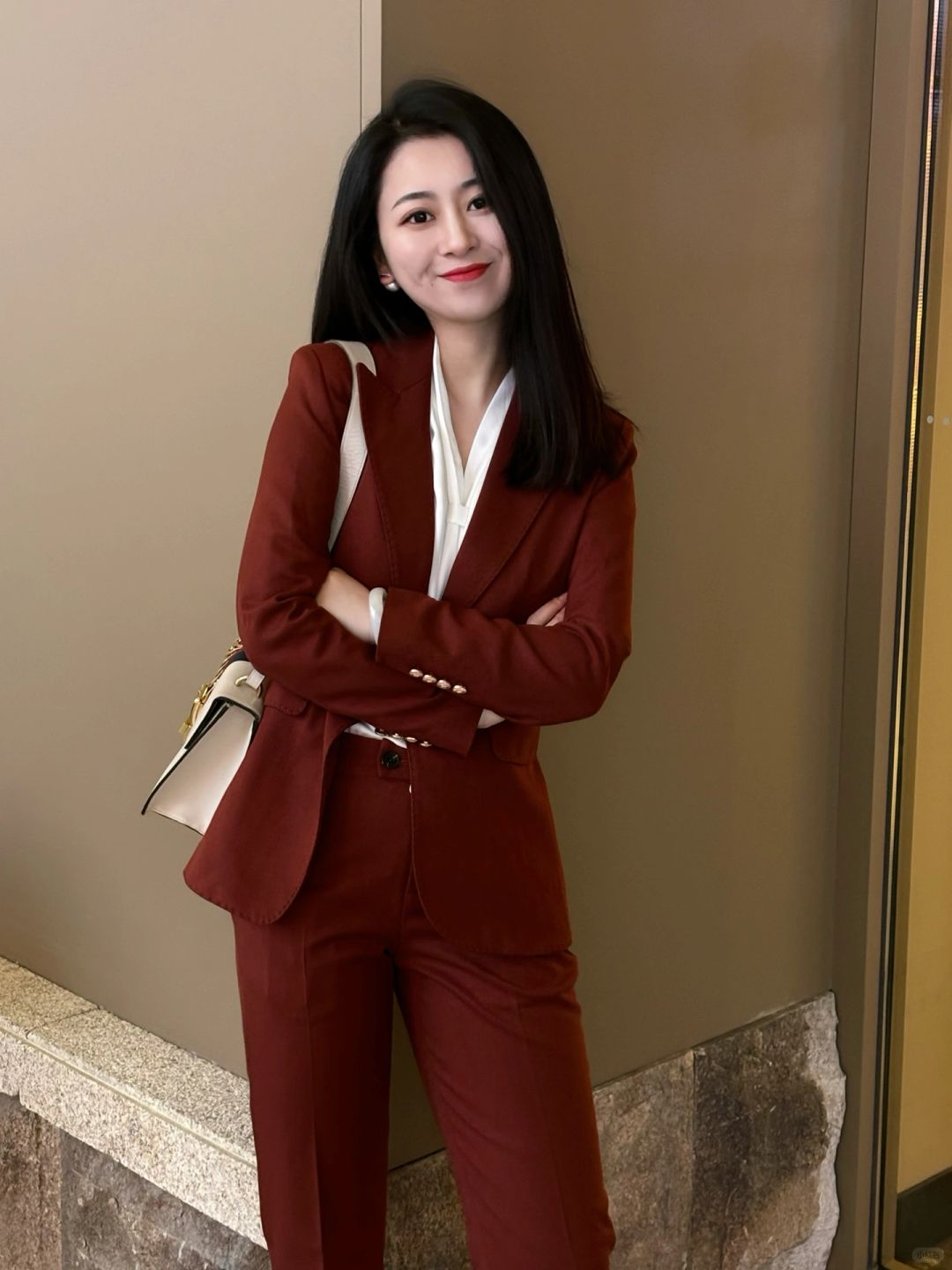 通勤ootd｜衣柜里第一套红色通勤气质西装
