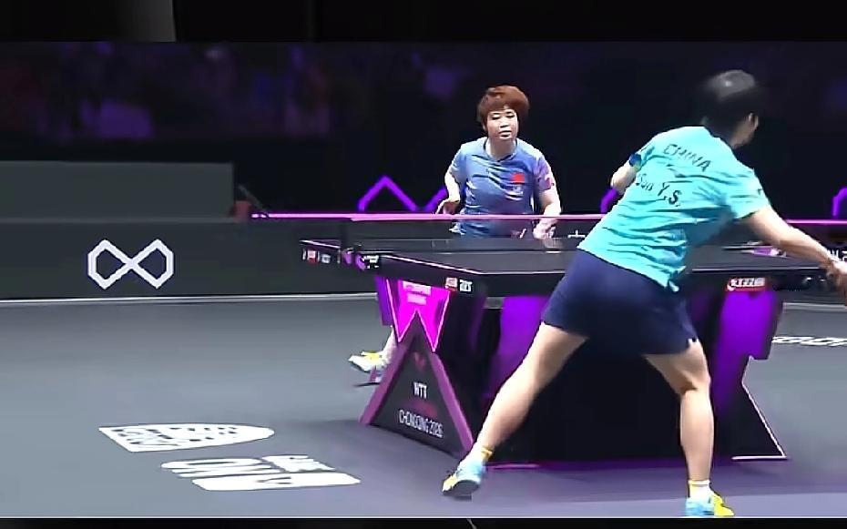 周雨点评小曼姐决赛非常犀利，说小曼姐打小日子的时候，没有发挥出跟莎莎和迪哥打时的