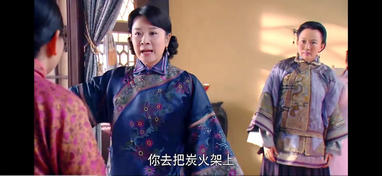 1.当年的民国政府组织的省一级的行医部执照考试，有一道考题：
 一个产妇如果血崩