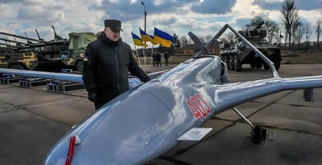 无人机真是中国领先吗？为何战场上被打下的，全都是中国无人机，而外国无人机就很少被