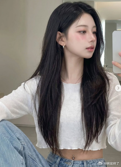 韩系模板脸的几个标准：自然系双眼皮下眼睑年轻化自然感开外眼角小翘鼻面部折叠度优化