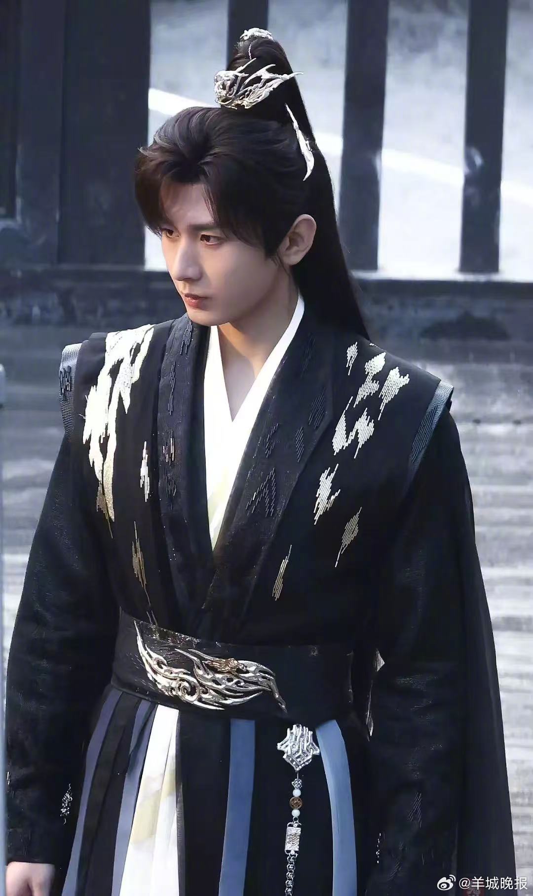 【2025年播出的电视剧中，哪位男主的表演最打动人心？】总有一位男主的表演能穿透