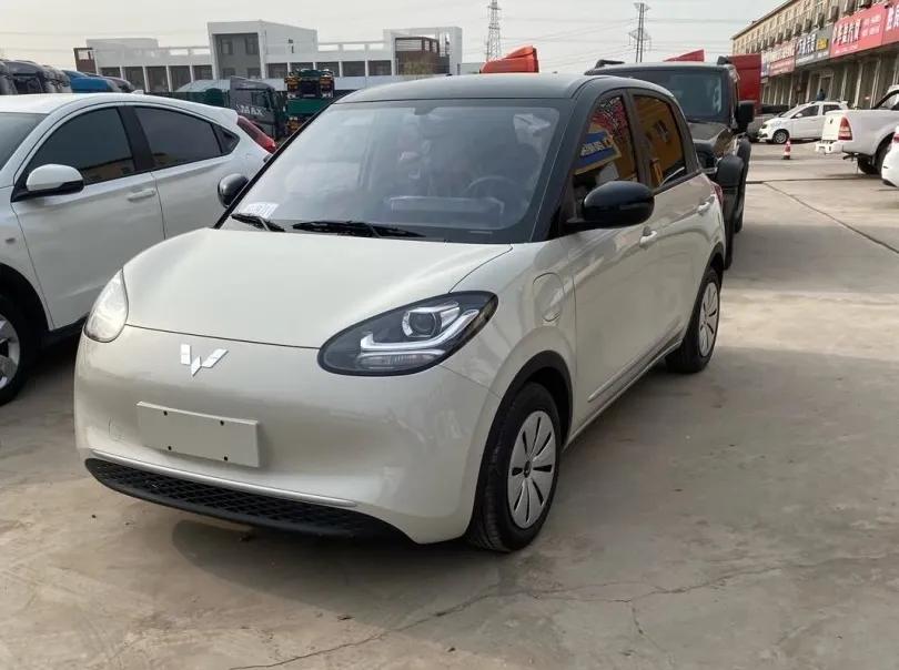 城市纯电代步车“海选”，哪款车最合适？
我是一个95后的女生，由于工作需要，近期