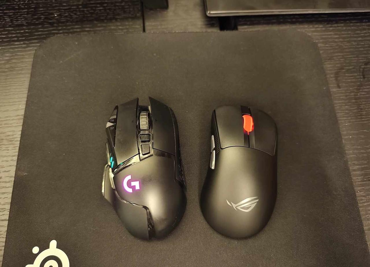 鸟枪换炮了
G502换月刃2Ace，(・o・)手感轻了不是一点半点
rog