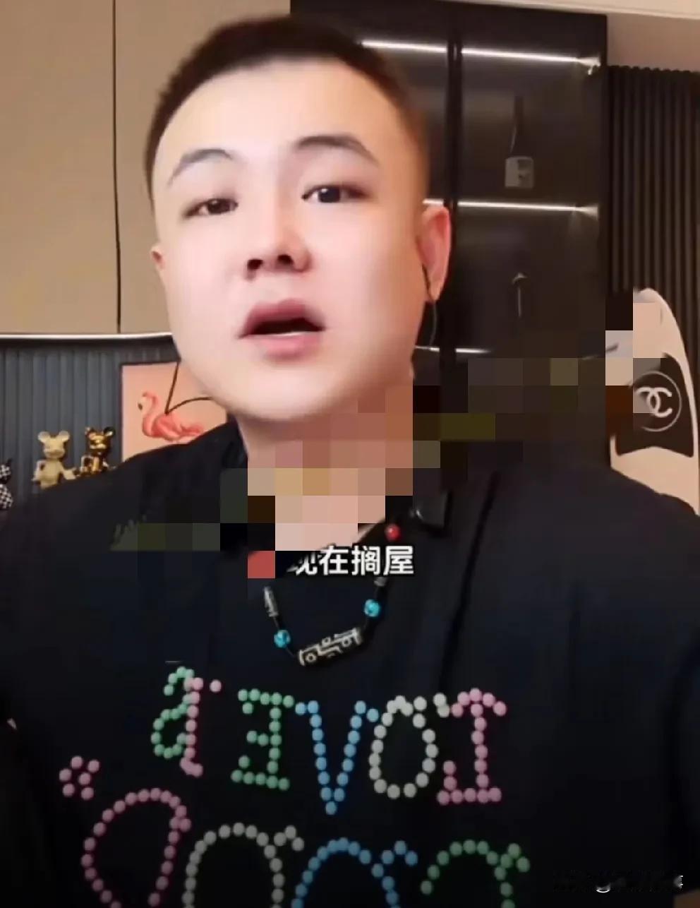 f/z怀疑大欣有反骨，大欣喊冤挑理。

           “丈门”大欣负气离