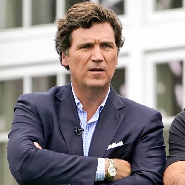 塔克·卡尔森表示，拥有核武器的伊朗可以阻止袭击，限制美国和以色列的干预，并减轻对