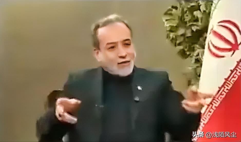 伊朗外长表示，如果对方未提出无条件投降的要求，那现在谈论谈判就毫无意义，谈判根本