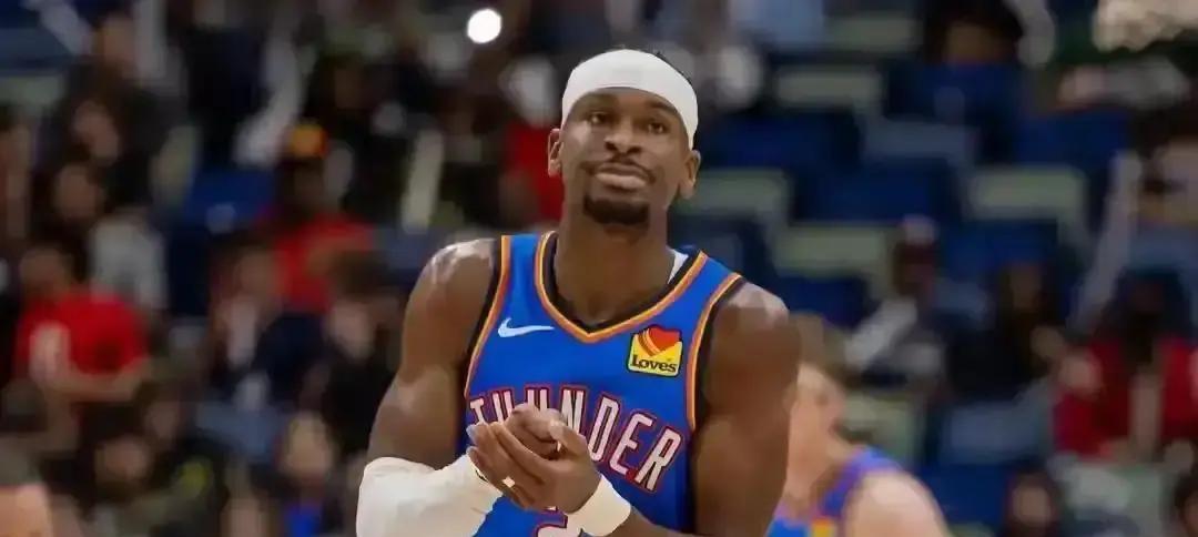 库里158万票碾压亚历山大？
笑话！
勇士41场全美直播，雷霆才19场，这哪是投