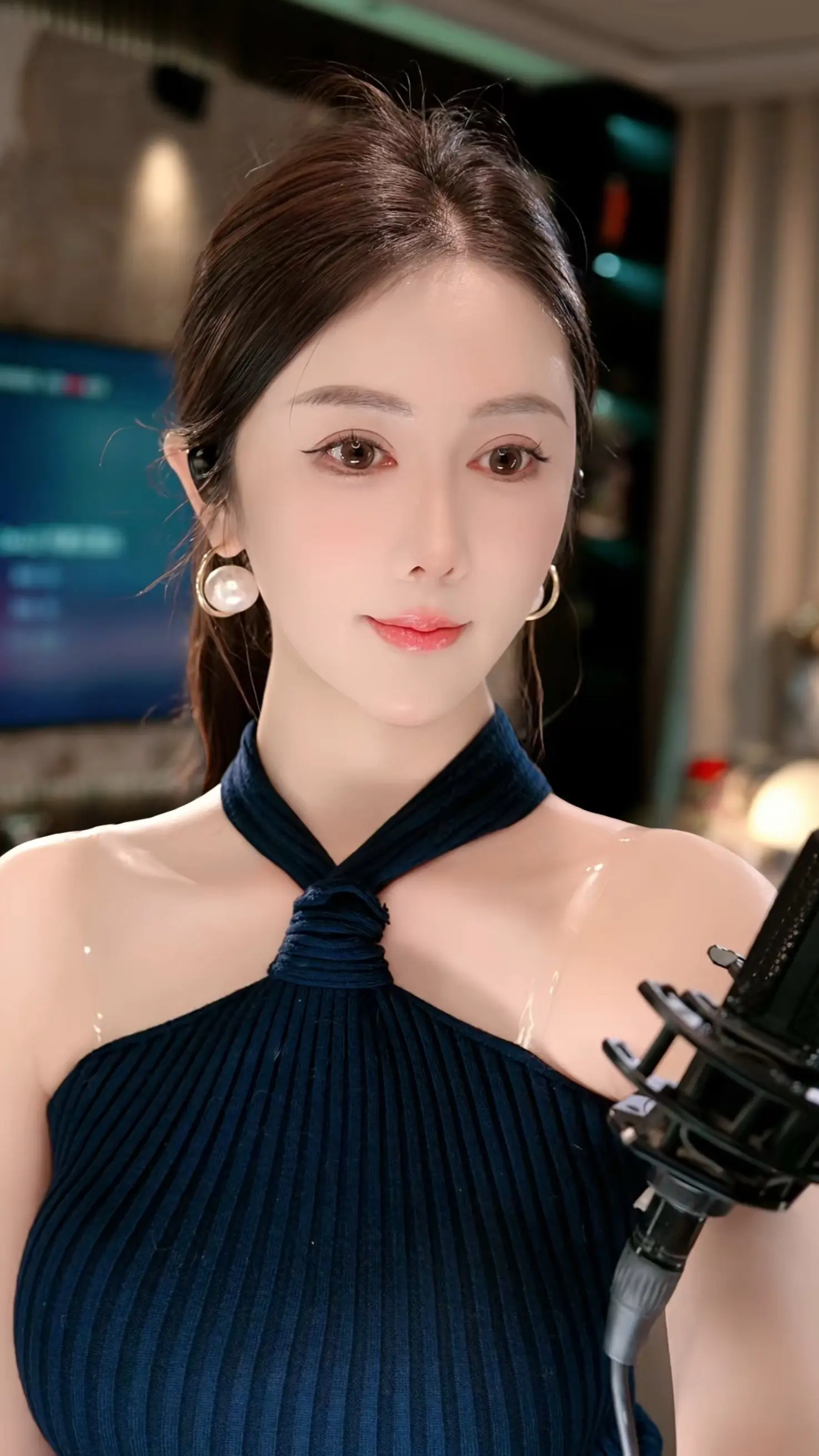 穿美裙