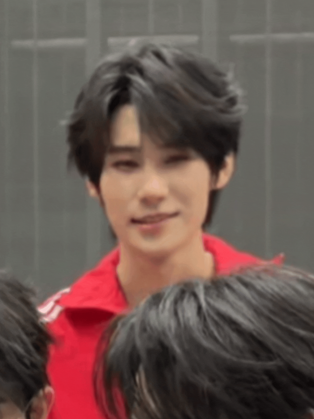 真源比心张真源加冠礼演唱会
