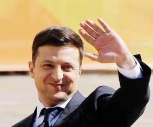 一位乌克兰网友表示：全世界都嘲笑泽连斯基是一位演员，但是只有乌克兰人清楚，泽连斯