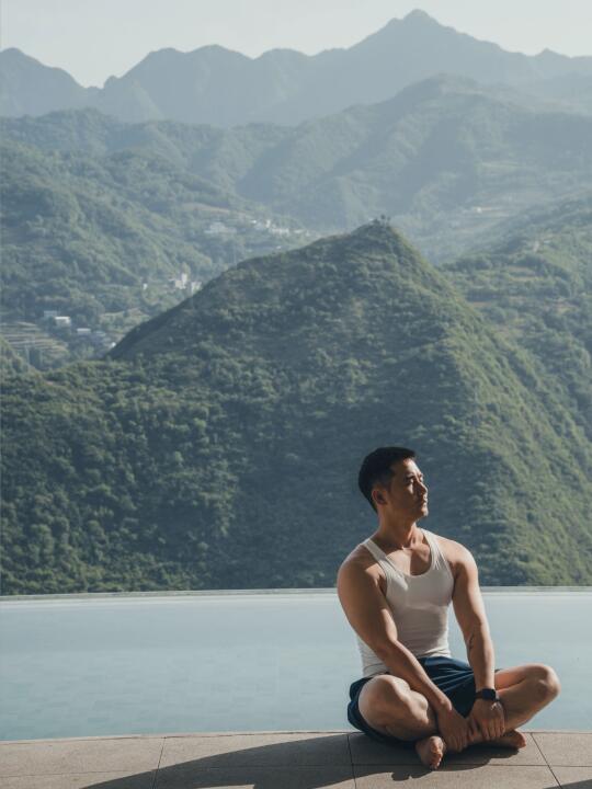 把生活调成静音模式🎧 躲进这家云端民宿