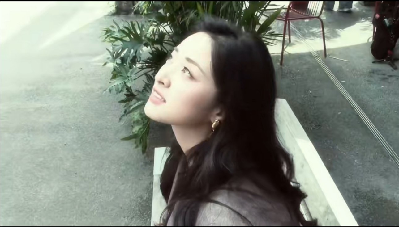 徐若晗拍的沈月哇！两位美女的神仙友情我哭死😭 五千真的太会拍了，把月月的灵气和