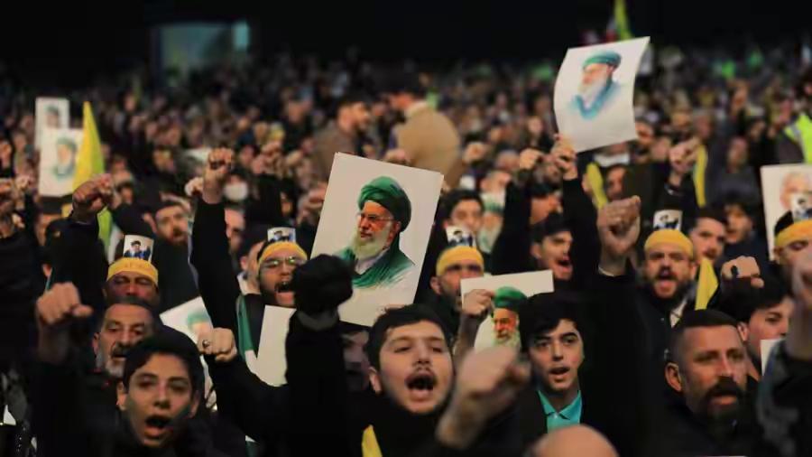 “两伊一把抓”！特朗普航母压境伊朗，威胁“不再援助”伊拉克