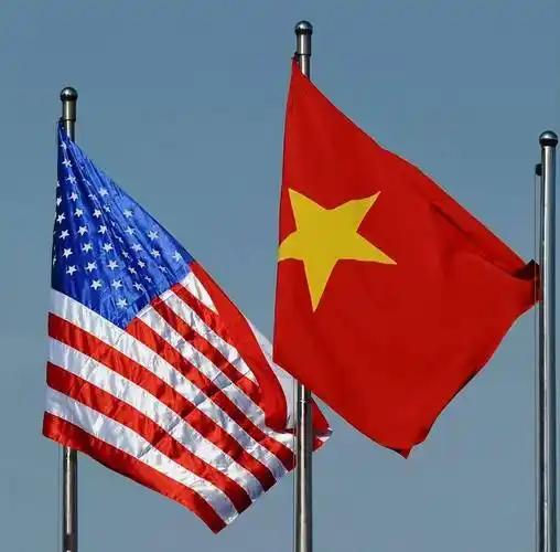 越南终于打破沉默叫屈：没打算对美国跪下，是被特朗普阴谋算计了。难怪特朗普官宣了美