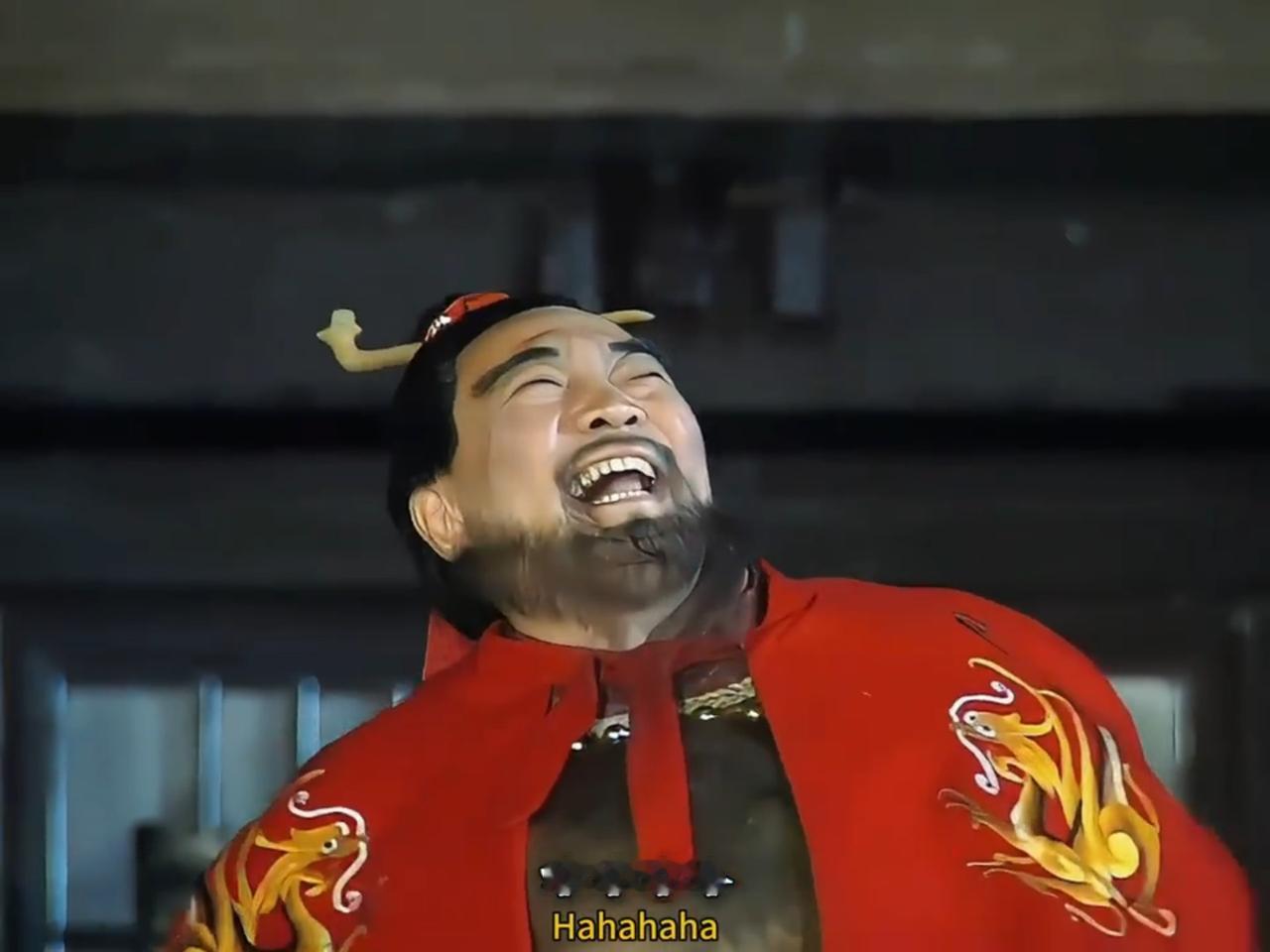 赤壁之战前，曹操面临的形势实在是太好了，好到什么程度？

北方大定，袁绍的儿子跑