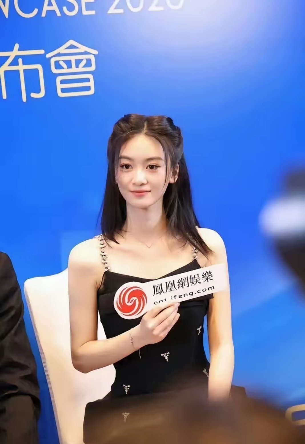 杨幂新签的🌸有火的潜质吗？ 